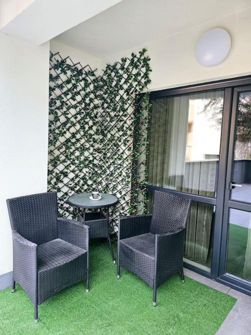 Ewa Green Towers ピテシュティ エクステリア 写真